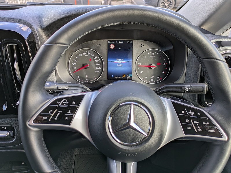 Mercedes-Benz 2.0 119 CDI SELECT Crew Van Double Cab 5dr Diesel G-Tronic RWD L2 Euro 6 (s/s) (190 ps)