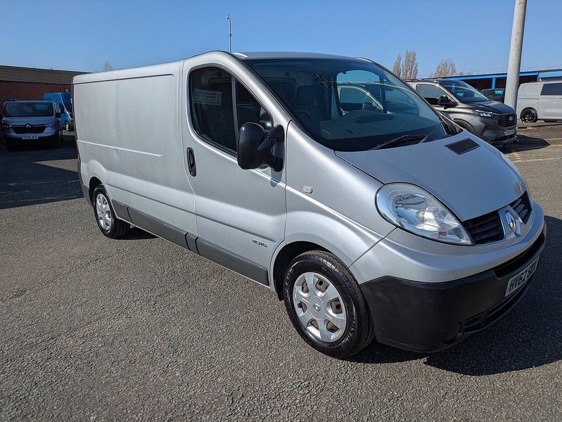 Renault 2.0 dCi LL29 eco Panel Van 3dr Diesel Manual L3 H1 (Phase 3) (180 g/km, 115 bhp)