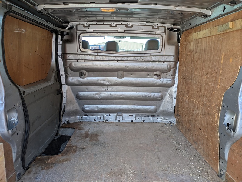 Renault 2.0 dCi LL29 eco Panel Van 3dr Diesel Manual L3 H1 (Phase 3) (180 g/km, 115 bhp)