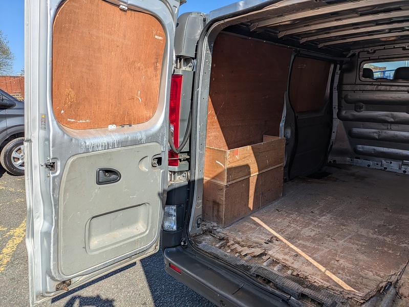 Renault 2.0 dCi LL29 eco Panel Van 3dr Diesel Manual L3 H1 (Phase 3) (180 g/km, 115 bhp)