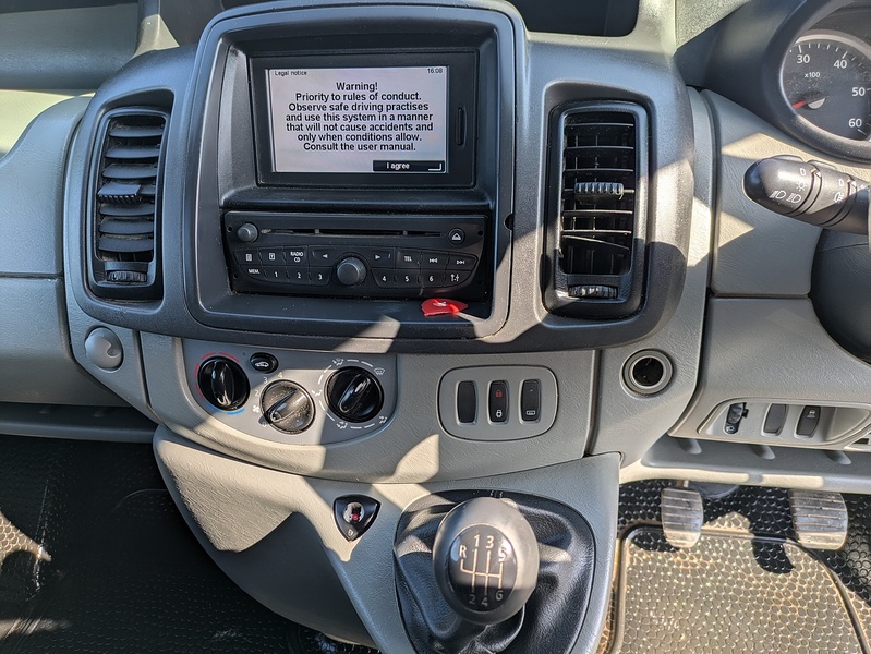 Renault 2.0 dCi LL29 eco Panel Van 3dr Diesel Manual L3 H1 (Phase 3) (180 g/km, 115 bhp)