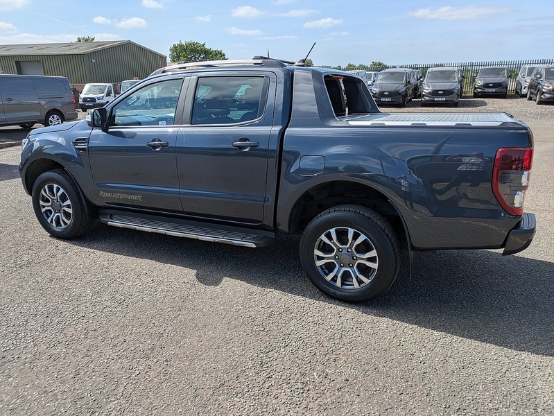 Ford 2.0 EcoBlue Wildtrak Pickup Double Cab 4dr Diesel Auto 4WD Euro 6 (s/s) (213 ps)