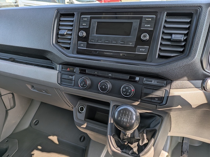 Volkswagen TDI CR35 Startline 2.0 2dr Dropside Tail lift Manual Diesel