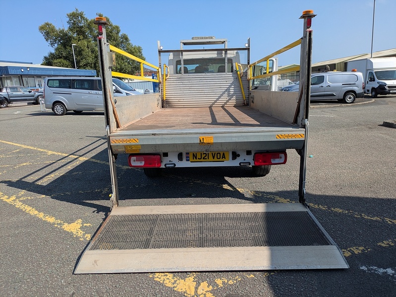 Volkswagen TDI CR35 Startline 2.0 2dr Dropside Tail lift Manual Diesel