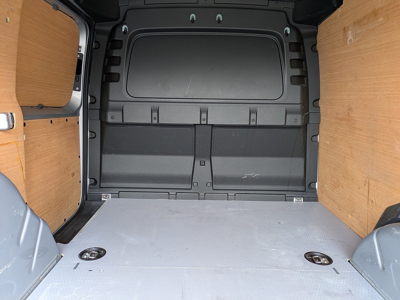 Volkswagen 2.0 TDI C20 Commerce Plus Panel Van 5dr Diesel DSG SWB Euro 6 (s/s) (122 ps)