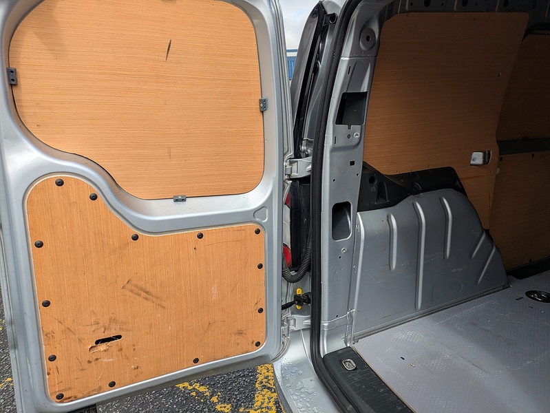 Volkswagen 2.0 TDI C20 Commerce Plus Panel Van 5dr Diesel DSG SWB Euro 6 (s/s) (122 ps)