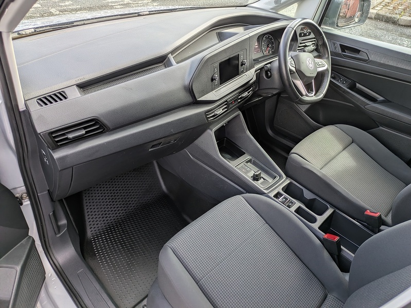 Volkswagen 2.0 TDI C20 Commerce Plus Panel Van 5dr Diesel DSG SWB Euro 6 (s/s) (122 ps)