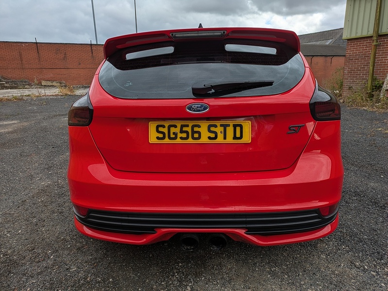 Ford 2.0 TDCi ST-2 Hatchback 5dr Diesel Manual Euro 6 (s/s) (185 ps)