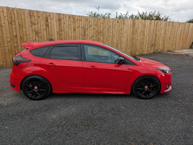 Ford 2.0 TDCi ST-2 Hatchback 5dr Diesel Manual Euro 6 (s/s) (185 ps)