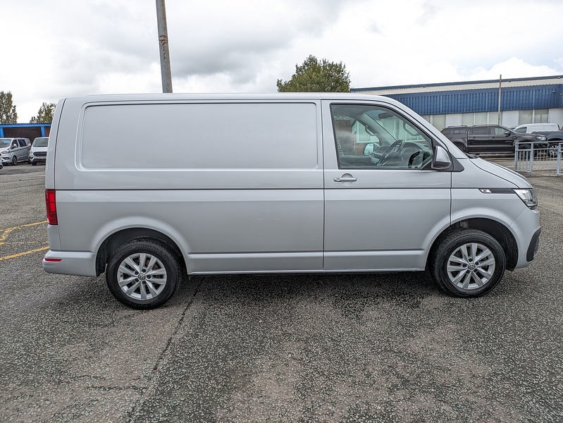 Volkswagen 2.0 TDI T28 Highline Panel Van 5dr Diesel Manual FWD SWB Euro 6 (s/s) (110 ps)