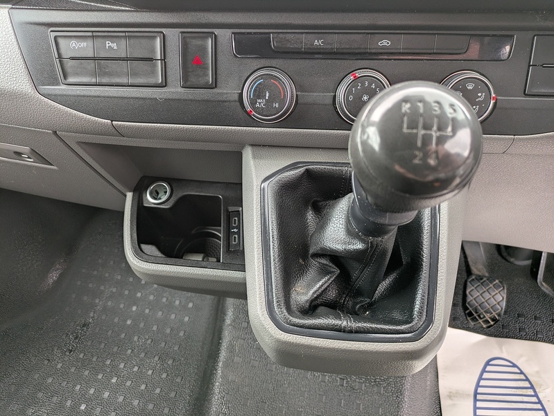 Volkswagen 2.0 TDI T28 Highline Panel Van 5dr Diesel Manual FWD SWB Euro 6 (s/s) (110 ps)