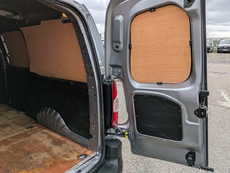 Vauxhall 1.5 Turbo D 2300 Prime Panel Van 6dr Diesel Manual L2 H1 Euro 6 (s/s) (100 ps)