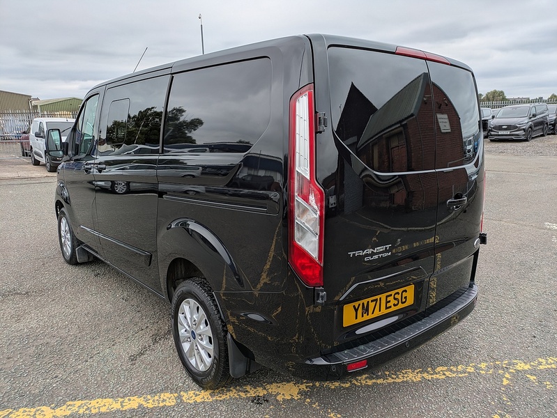 Ford 2.0 320 EcoBlue Limited Crew Van Double Cab 5dr Diesel Manual L1 H1 Euro 6 (s/s) (130 ps)