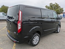 2.0 320 EcoBlue Limited Crew Van Double Cab 5dr Diesel Manual L1 H1 Euro 6 (s/s) (130 ps)