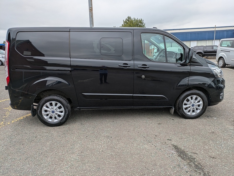 Ford 2.0 320 EcoBlue Limited Crew Van Double Cab 5dr Diesel Manual L1 H1 Euro 6 (s/s) (130 ps)