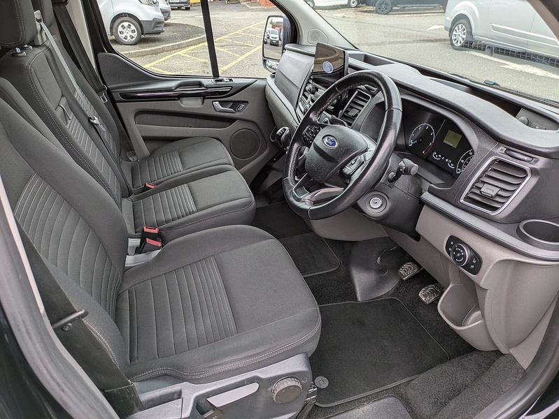 Ford 2.0 320 EcoBlue Limited Crew Van Double Cab 5dr Diesel Manual L1 H1 Euro 6 (s/s) (130 ps)