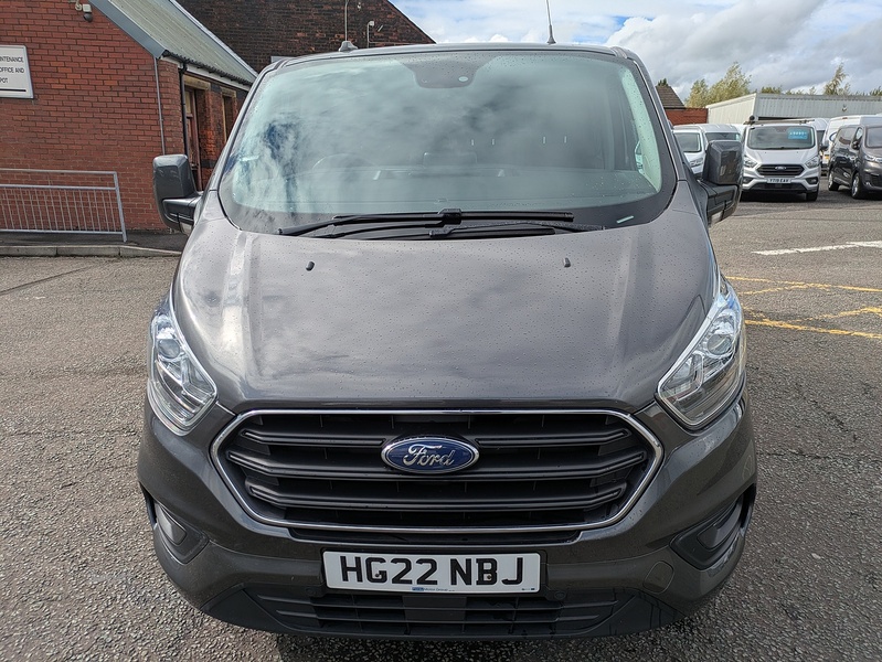 Ford 2.0 320 EcoBlue Limited Crew Van Double Cab 5dr Diesel Manual L2 H1 Euro 6 (s/s) (6 Seat) (130 ps)