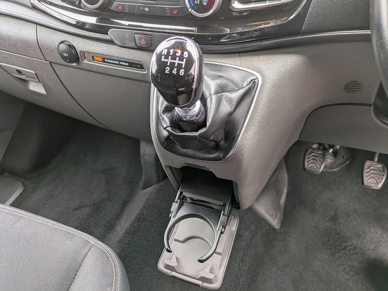 Ford 2.0 320 EcoBlue Limited Crew Van Double Cab 5dr Diesel Manual L2 H1 Euro 6 (s/s) (6 Seat) (130 ps)