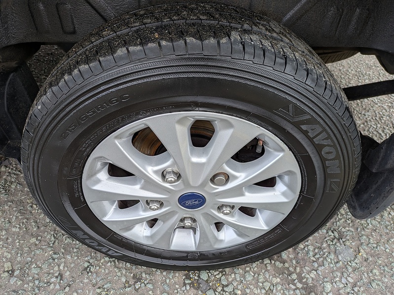 Ford 2.0 320 EcoBlue Limited Crew Van Double Cab 5dr Diesel Manual L2 H1 Euro 6 (s/s) (6 Seat) (130 ps)