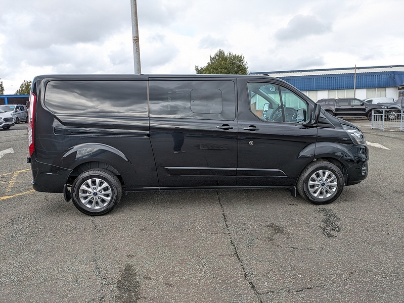 Ford 2.0 320 EcoBlue Limited Crew Van Double Cab 5dr Diesel Manual L2 H1 Euro 6 (s/s) (130 ps)