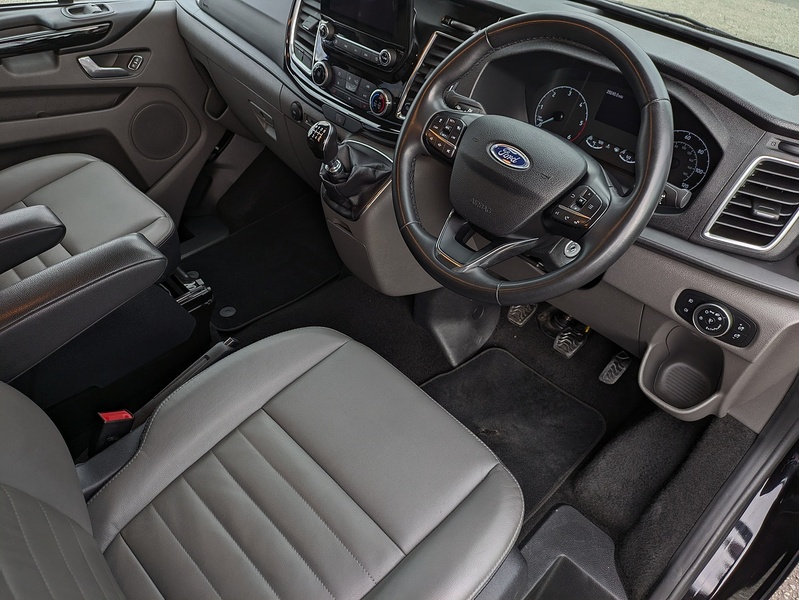 Ford 2.0 320 EcoBlue Limited Crew Van Double Cab 5dr Diesel Manual L2 H1 Euro 6 (s/s) (130 ps)