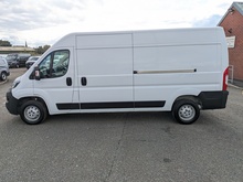 2.2 BlueHDi 335 Professional Panel Van 5dr Diesel Manual L3 H2 Euro 6 (s/s) (140 ps)