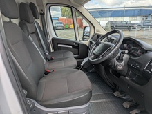 2.2 BlueHDi 335 Professional Panel Van 5dr Diesel Manual L3 H2 Euro 6 (s/s) (140 ps)