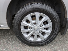 2.2 TDCi 290 Limited Combi Van 6dr Diesel Manual L1 H1 (191 g/km, 153 bhp)