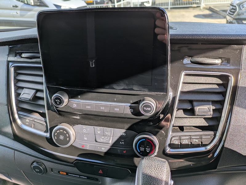 Ford 2.0 280 EcoBlue Limited Panel Van 5dr Diesel Auto L1 H1 Euro 6 (s/s) (130 ps)