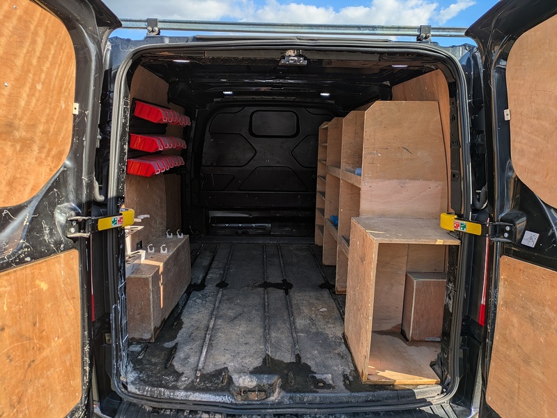 Ford 2.0 280 EcoBlue Limited Panel Van 5dr Diesel Auto L1 H1 Euro 6 (s/s) (130 ps)