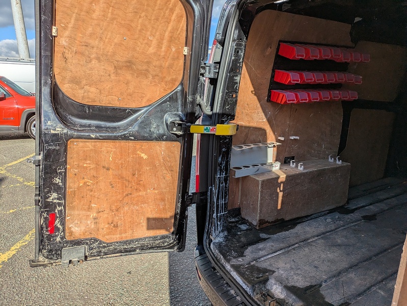 Ford 2.0 280 EcoBlue Limited Panel Van 5dr Diesel Auto L1 H1 Euro 6 (s/s) (130 ps)