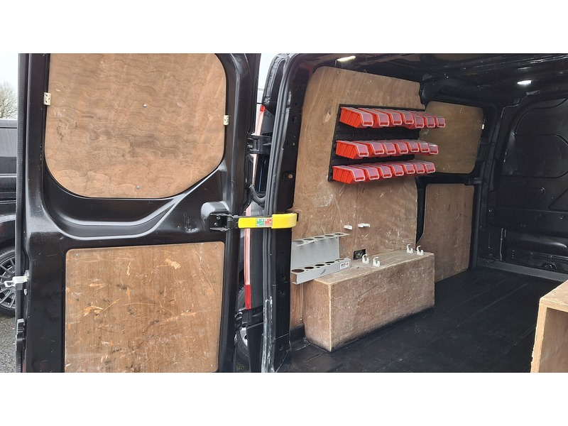 Ford 2.0 280 EcoBlue Limited Panel Van 5dr Diesel Auto L1 H1 Euro 6 (s/s) (130 ps)