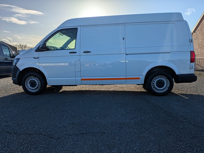 Volkswagen 2.0 TDI T32 BlueMotion Tech Startline Panel Van 5dr Diesel Manual FWD LWB Euro 6 (s/s) (102 ps)