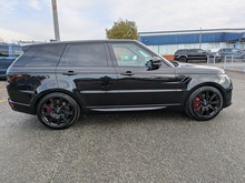 2.0 P400e 13.1kWh HSE Dynamic Black SUV 5dr Petrol Plug-in Hybrid Auto 4WD Euro 6 (s/s) (404 ps)