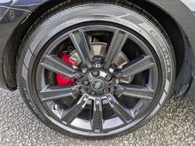 2.0 P400e 13.1kWh HSE Dynamic Black SUV 5dr Petrol Plug-in Hybrid Auto 4WD Euro 6 (s/s) (404 ps)