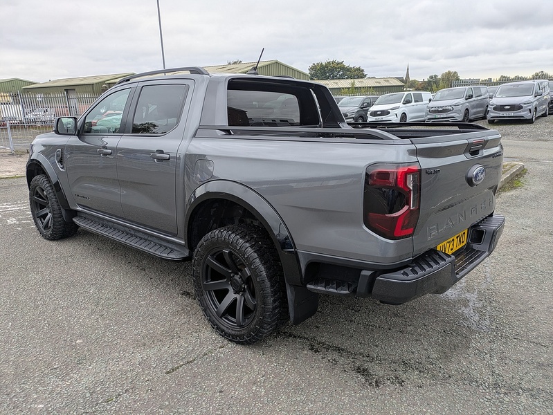 Ford 2.0 TD EcoBlue Wildtrak Pickup Double Cab 4dr Diesel Auto 4WD Euro 6 (s/s) (205 ps)