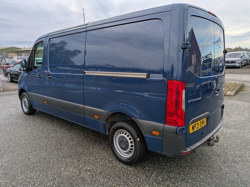 Mercedes-Benz 2.1 314 CDI Progressive Panel Van 5dr Diesel Manual FWD L2 H1 Euro 6 (s/s) (143 ps)