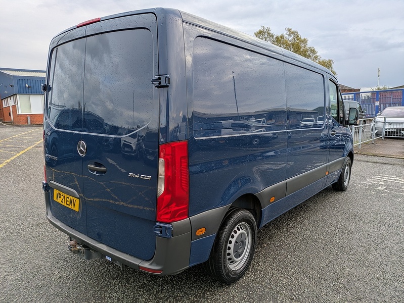 Mercedes-Benz 2.1 314 CDI Progressive Panel Van 5dr Diesel Manual FWD L2 H1 Euro 6 (s/s) (143 ps)