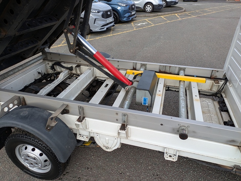 Citroen 2.2 BlueHDi 35 Plus Ready To Run Tipper 2dr Diesel Manual L2 Euro 6 (s/s) (140 ps)