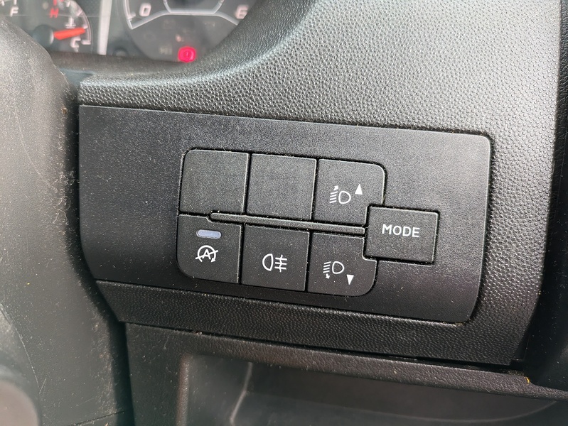 Citroen 2.2 BlueHDi 35 Plus Ready To Run Tipper 2dr Diesel Manual L2 Euro 6 (s/s) (140 ps)