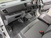 1.5 Turbo D 2900 Edition Panel Van 5dr Diesel Manual L2 H1 Euro 6 (s/s) (100 ps)