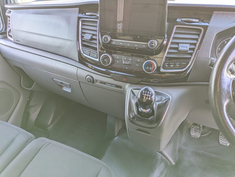 Ford 2.0 300 EcoBlue Limited Panel Van 5dr Diesel Manual L1 H1 Euro 6 (s/s) (130 ps)