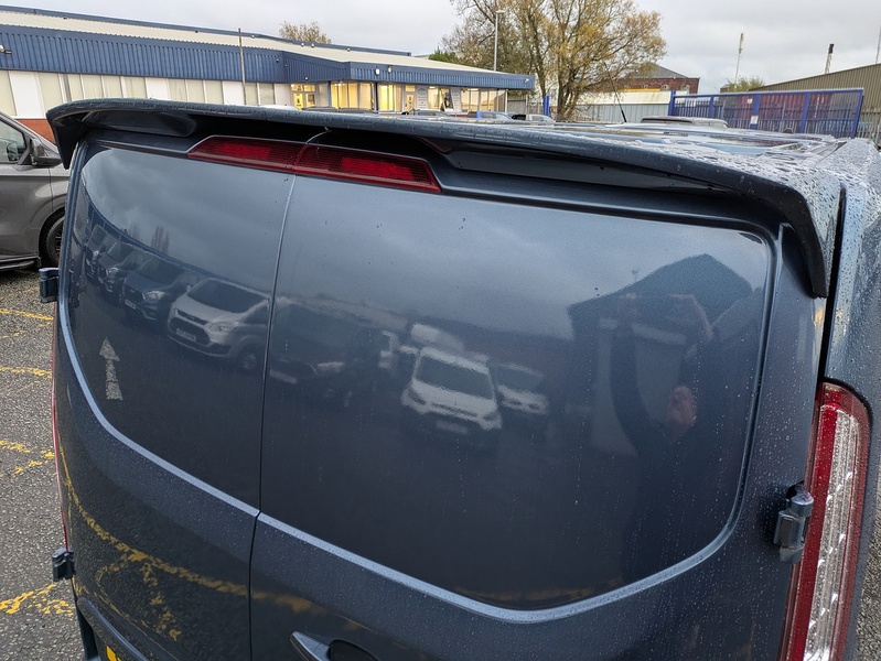 Ford 320 EcoBlue Limited 2.0 5dr Combi Automatic Diesel