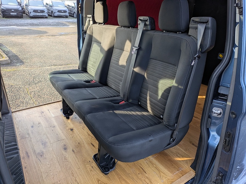 Ford 320 EcoBlue Limited 2.0 5dr Combi Automatic Diesel