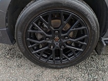 2.0 320 EcoBlue Limited Combi Van 5dr Diesel Manual L1 H1 Euro 6 (s/s) DCiV (130 ps)