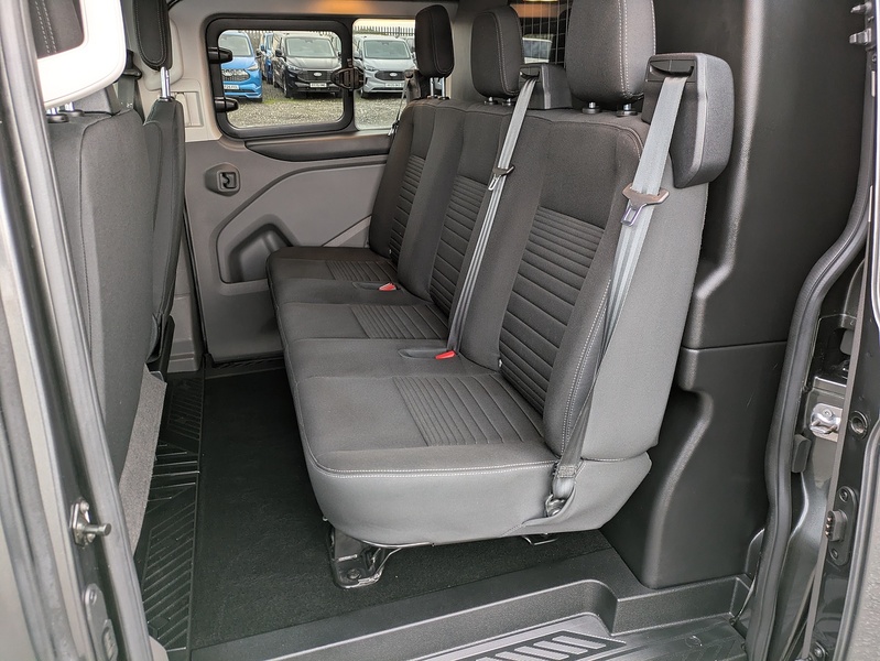 Ford 2.0 320 EcoBlue Limited Combi Van 5dr Diesel Manual L1 H1 Euro 6 (s/s) DCiV (130 ps)