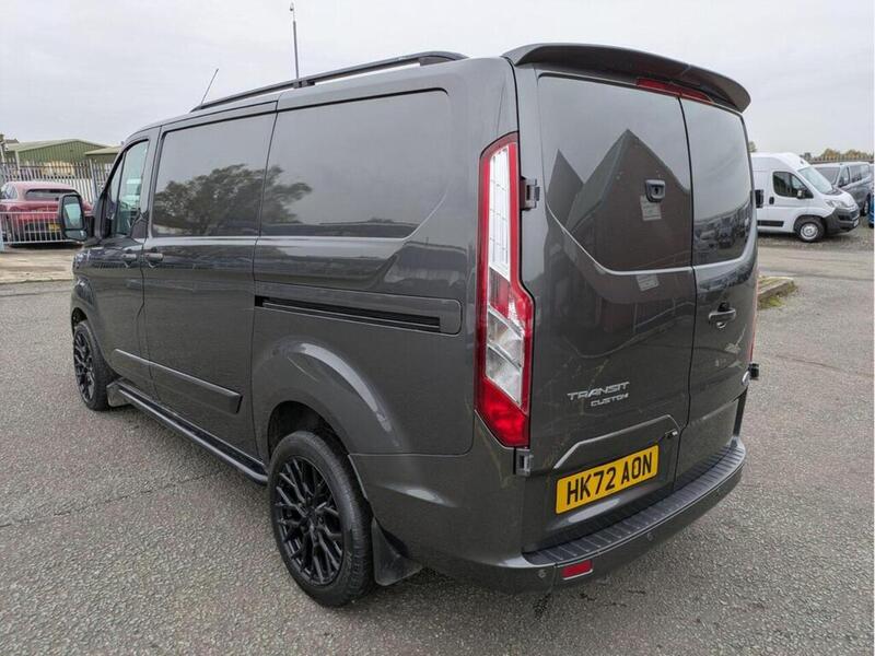 Ford 2.0 300 EcoBlue Limited Panel Van 5dr Diesel Auto L1 H1 Euro 6 (170 ps)