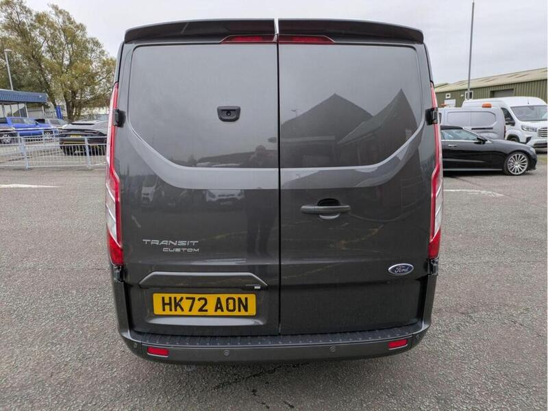 Ford 2.0 300 EcoBlue Limited Panel Van 5dr Diesel Auto L1 H1 Euro 6 (170 ps)