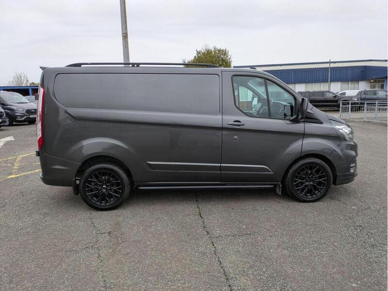 Ford 2.0 300 EcoBlue Limited Panel Van 5dr Diesel Auto L1 H1 Euro 6 (170 ps)