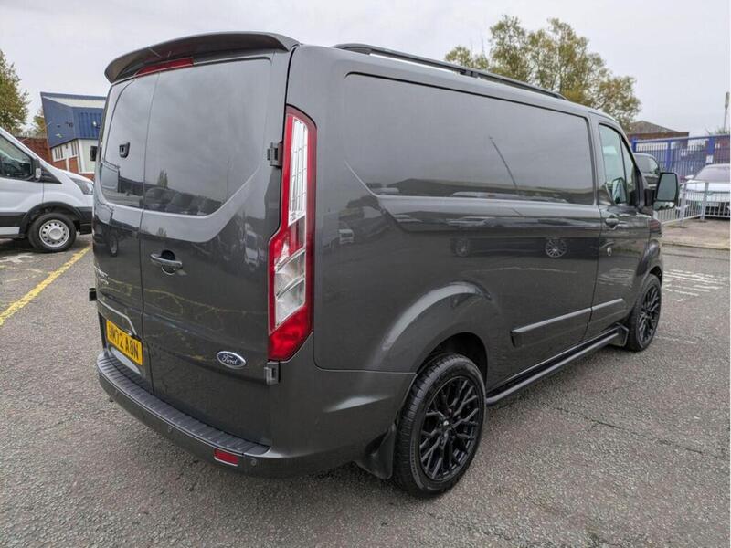 Ford 2.0 300 EcoBlue Limited Panel Van 5dr Diesel Auto L1 H1 Euro 6 (170 ps)